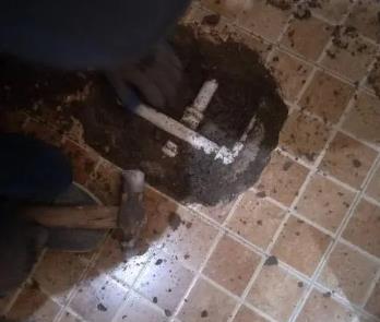 瓮安卫生间漏水维修公司为您分享下卫生间渗水如何处理及注意事项